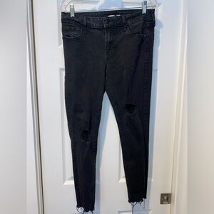 Old Navy Super Skinny Ankle Frayed-Hem Distressed Black Jean